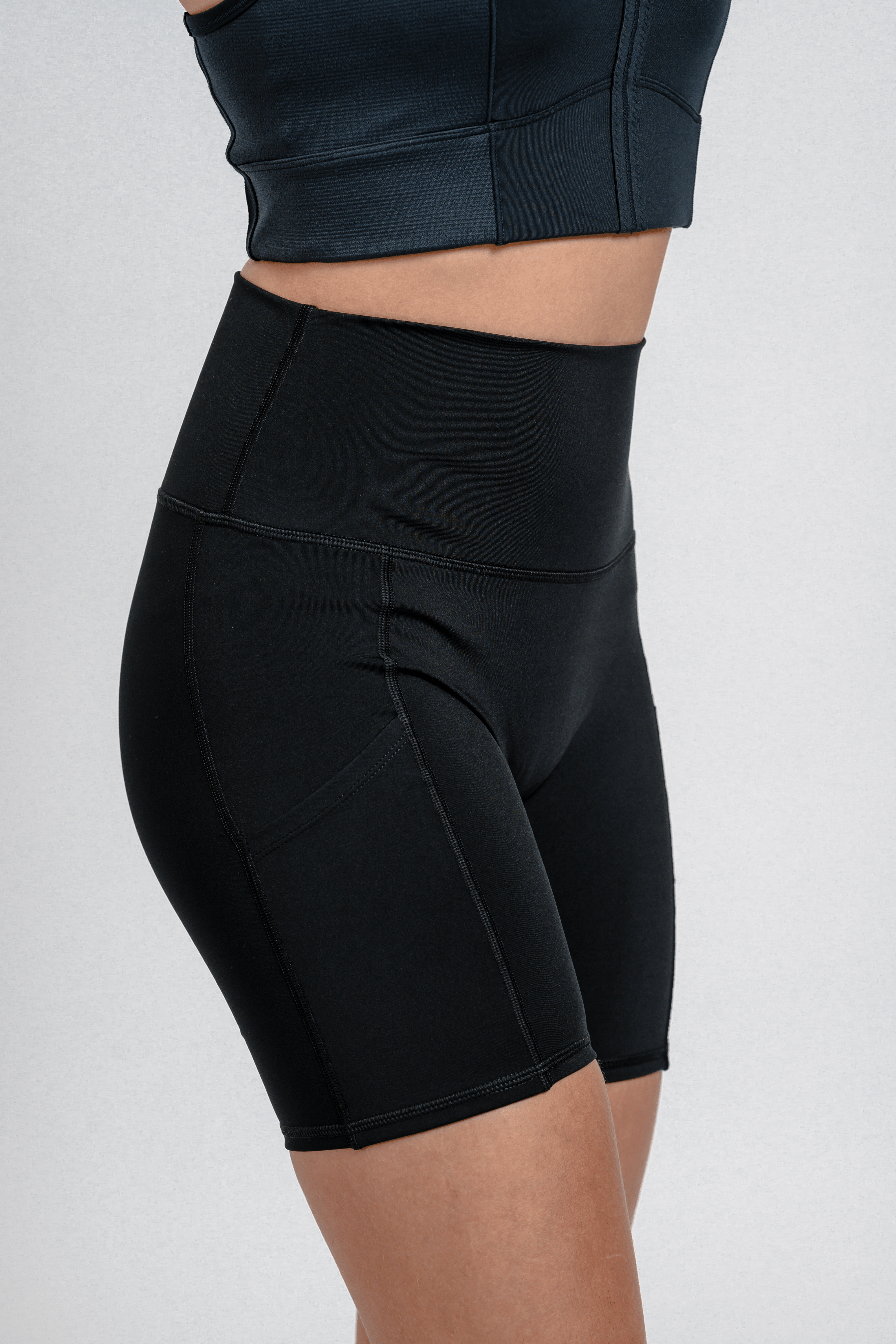 LAICA Pocket Biker Shorts - Onyx