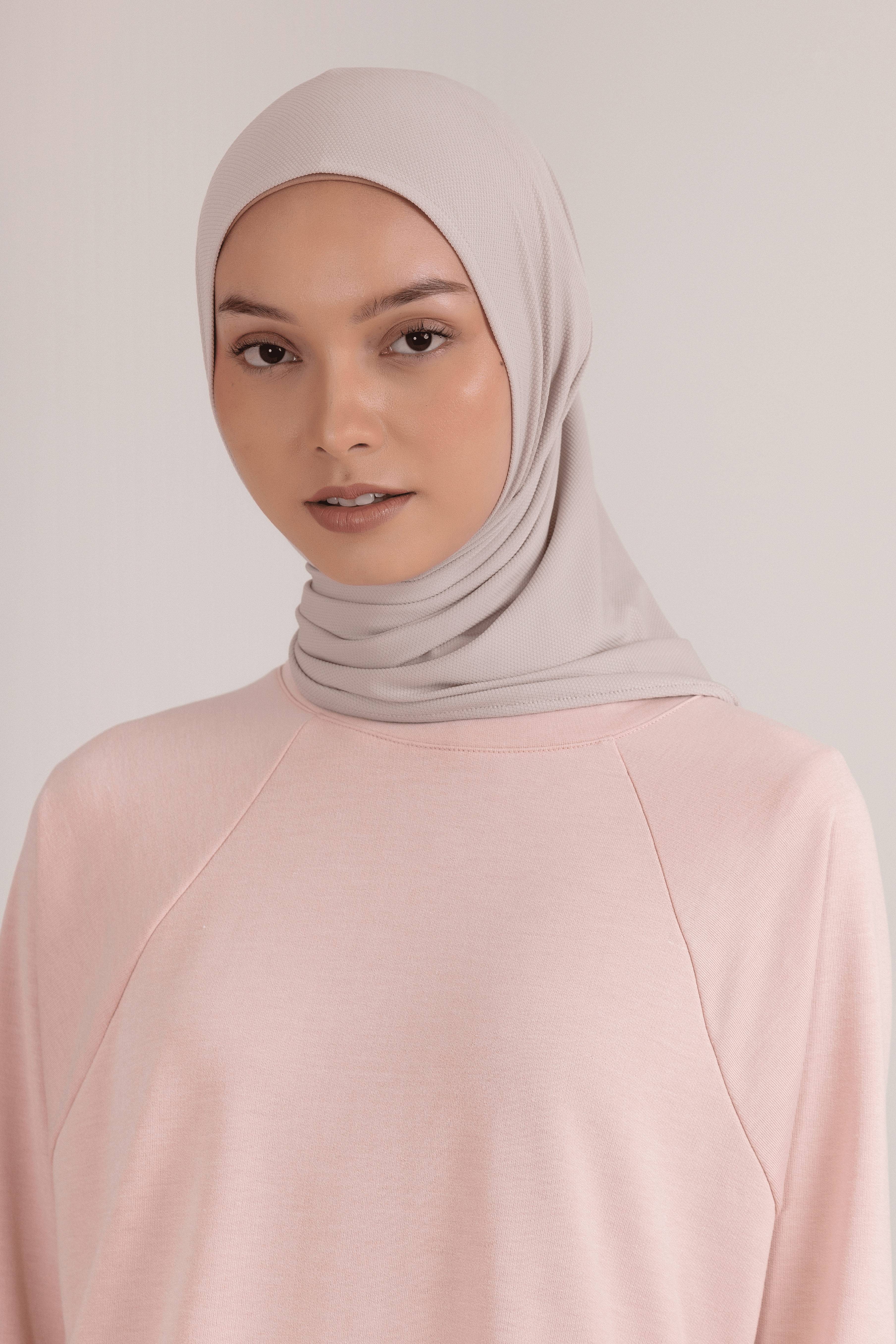 LAICA x RiaMiranda Instant Hijab - Sand